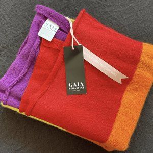 Gaia Segattini Rainbow Wrap